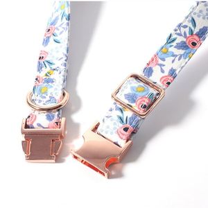 Collar para Perro con Estampado Floral y Lazo, Collar Ajustable y Suave para Mascotas con Hebilla Metálica en Forma de Serpiente para Perros Pequeños y Medianos, Gatos, Venta al por Mayor - Product Image 3