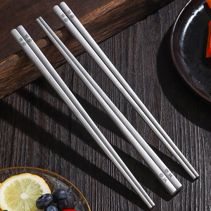 Titanium Chopsticks Round Full Size High Temperature Resistant For Home And Outdoor Use - Product Image 4