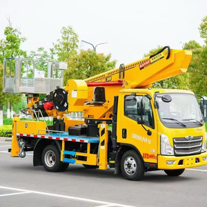 Camión con Plataforma Aérea Foton de 30m 4*2 para Mantenimiento de Alumbrado Público en África - Product Image 1