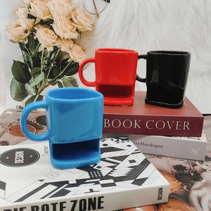 Tazza da Latte in Porcellana Personalizzata all'Ingrosso con Tasca per Biscotti, Portabiscotti, Tazza da Caffè in Ceramica Bianca - Product Image 1