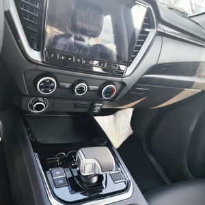 Pick-up Isuzu Ling <span class=keywords><strong>Tuo</strong></span> 4x4 2.5T Turbo Diesel pour les entreprises de logistique - Product Image 3