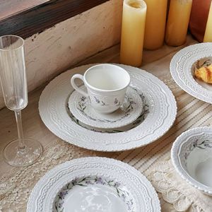 Service de table en céramique gaufrée motif lavande, compatible micro-ondes, assiettes, bols, tasses à café, soucoupes, assiettes à dessert et assiettes à soupe - Product Image 3