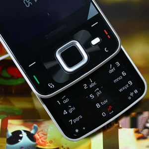 Teléfono Inteligente N96 Dual Slide al por Mayor, 3G, WiFi, GPS, Desbloqueado, Pantalla QVGA de 2.8 Pulgadas, Cámara de 5MP, Batería de 950mAh, Linterna, Reproductor de Música FM, Móvil Económico - Product Image 2