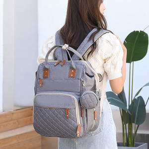 Bolsa de Pañales de Fieltro Portátil Personalizada al Precio Más Bajo, Mochila de Senderismo para Pañales de Bebé, Portabebés - Product Image 1