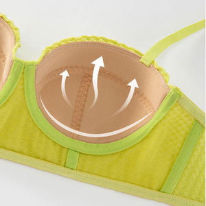 Nouvelle Collection Lingerie Femme : Ensemble Soutien-Gorge à Armatures et Bretelles Ajustables avec Bonnets en Coton Fin et Culotte String - Product Image 6