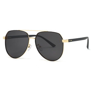 Gafas de Sol de Piloto SPOEN, Polarizadas UV400, Montura Completa, para Hombre, Ligeras, Estilo Rectangular - Product Image 3