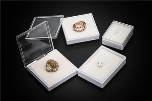 Scatola di immagazzinaggio in plastica trasparente con logo personalizzato per gioielli 24 componenti rimovibili scatola di plastica per esposizione di gioielli - Product Image 2