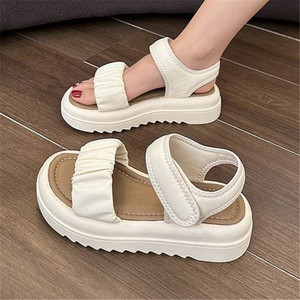 Sandalias de Plataforma de Moda Verano 2025 para Figuras Pequeñas, Cómodas con Tiras Cruzadas y Características que Aumentan la Estatura - Product Image 5
