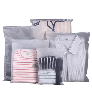 थोक कस्टम फ्रॉस्टेड प्रिंटिंग लोगो स्पोर्ट्स अंडरवियर टी-शर्ट पैकेजिंग कपड़े जिपर पैकेजिंग प्लास्टिक बैग