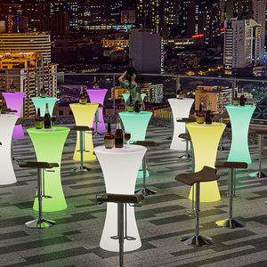 โต๊ะค็อกเทล LED เรืองแสง 16 สี แบบชาร์จไฟได้ รูปทรงนาฬิกาทราย สำหรับงานปาร์ตี้ งานแต่งงาน และงานอีเว้นท์ต่างๆ - Product Image 1