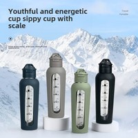 Bouteille d'eau de fitness motivationnelle avec design unique BPA FreeTimer Glass Sport Straw Protective Silicone Sleeve for Travel
