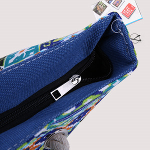 Bolso de Hombro Cruzado de Lona Estampada para Mujer, Estilo Étnico, Gran Capacidad, Cierre con Cremallera, Ecológico, Novedad 2026 - Product Image 4