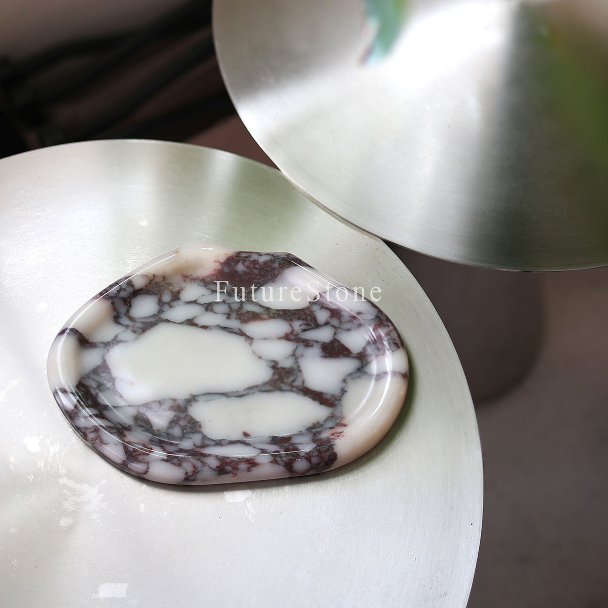 คาลาคัตต้า วิโอลา (24*17*1.8 ซม.)