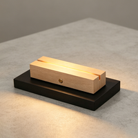 Base de lampe LED en bois USB, support de veilleuse en acrylique, présentoir rectangulaire, support de lampe 3D en bois, base de lampe de table avec logo, décoration de chambre