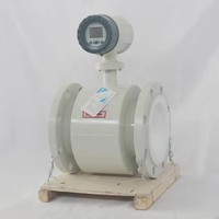 Vente directe d'usine intelligent à faible coût à distance 240v Lcd affichage Triclamp Lcd affichage débitmètre d'eau débitmètre électromagnétique