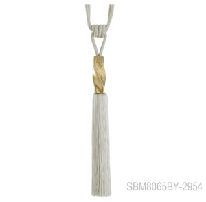 Accessoires de décoration pour canapé et coussin, boules suspendues à pompons volumineux de style Hong Kong, directement de l'usine - Product Image 1