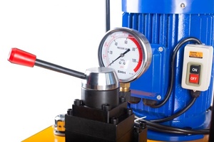 Pompe hydraulique ultra-pression 70 MPa à vente rapide, 5,5 kW, manuelle et électrique - Product Image 3