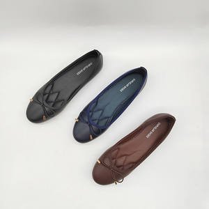 Ballerine in Ecopelle Multicolore per Donna, Personalizzabili, con Dettaglio Fiocco Trapuntato, Suola Morbida, Comode per Ufficio e Uso Quotidiano - Product Image 3