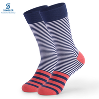 Chaussettes de mode personnalisées avec logo, vente en gros, chaussettes en coton pour hommes, chaussettes fantaisie, chaussettes rayées de couleurs vives, chaussettes habillées pour hommes d'affaires