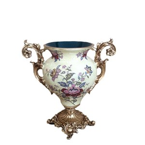 European <b>Resin</b> Flower <b>Vase</b> - Contemporary Wobble Plate Design - Product Image 3