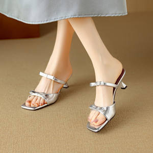 Two Bowknots One-<b>string</b> Open-toe Korean Style Flat Sandals Breathable Simple and Versatile Pure Color Lace-up square Toe - Product Image 6