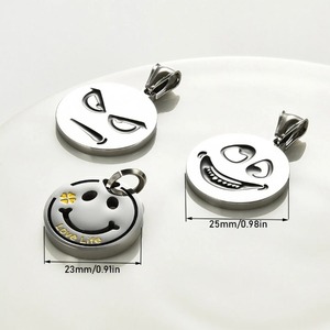 Collier pendentif en acier inoxydable « Cool Smile Anger » pour hommes et femmes, rond, argenté, poli miroir, bijoux hip-hop tendance, cadeaux - Product Image 6