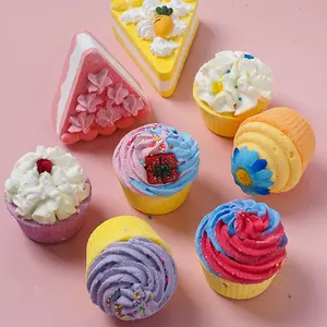 Bombes de bain pour enfants Vente en gros en vrac personnalisé naturel fait à la main mignon gâteau pétillant Cupcake pour enfants