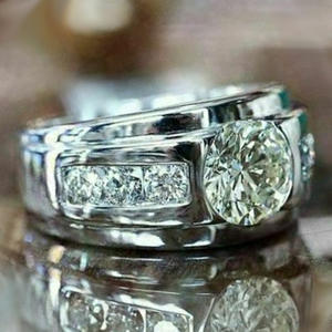 Anello F1124 in Oro Bianco con Diamante Taglio Brillante Rotondo Colore G Naturale Gioiello di Fidanzamento per Donna - Product Image 6