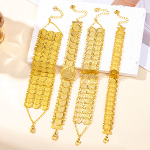 Classico Bracciale a Catena Placcato Oro con Moneta in Stile Mediorientale per Donne, Gioiello <span class=keywords><strong>da</strong></span> Polso - Product Image 1