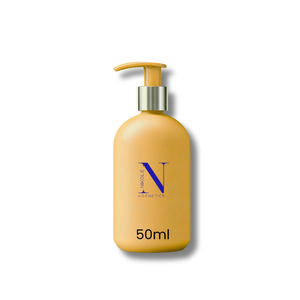 Lotion corporelle éclat au curcuma : Formule hydratante éclaircissante enrichie en extraits naturels de curcuma pour une peau radieuse et lisse - Product Image 1