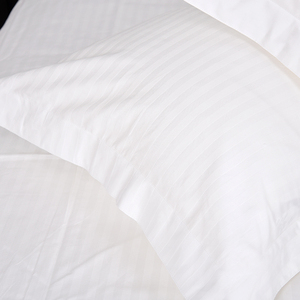 Conjunto de Roupa de Cama de Hotel com Lençol Branco de Algodão 100% com Bordado Personalizado - Product Image 2