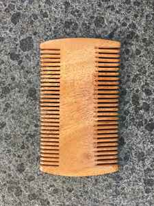 Peigne en bois naturel fabriqué à la main pour un contrôle des cheveux lisses et un massage du cuir chevelu, doux et durable - Product Image 2