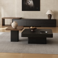 Table basse carrée de style italien, design moderne pour salon, design épuré, table basse noire