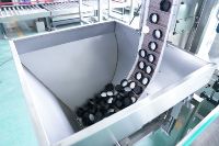 Machine de remplissage et d'emballage automatique électrique de granulés pour l'alimentation - Haute précision pour grains de café, noix, pistaches, graines de tournesol