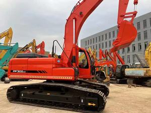 รถขุดมือสอง Doosan DX300LC รถขุดตีนตะขาบ DX300LC สำหรับงานก่อสร้างถนนและงานขุดเหมือง - Product Image 4