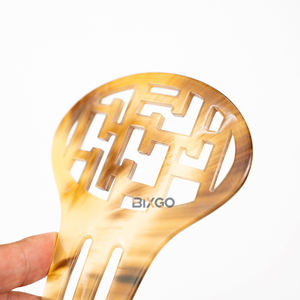 Épingle à cheveux double spirale en corne de buffle, style antique, artisanale, durable, bijou bio, fabriquée au Vietnam pour les commandes en gros - Product Image 6