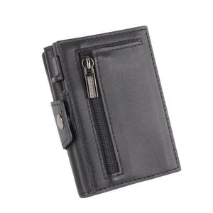 Tarjetero emergente de tres pliegues RFID de cuero minimalista con logotipo personalizado TC114 para hombre - Product Image 6