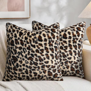 Funda de Cojín de Piel Sintética con Estampado de Leopardo de Lujo, Funda de Almohada Decorativa de Felpa Suave con Patrón de Piel de Animal para Sofá - Product Image 2