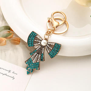 Pearl Bow Rhinestone Keychain Pink Blue Bowknot Bag Charm Women Student Bag Accessories Car Key Pendant Key Chain Luxury Gift