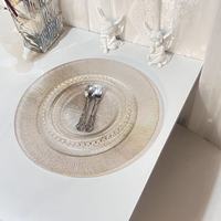 Assiette de présentation en plastique transparent, design incrusté d'or fait main, luxe léger rétro pour mariages, hôtels et fêtes
