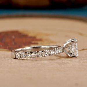 Anillos de diamantes de joyería fina con estilos clásicos y modernos diseñados con diamantes brillantes y exquisitos. - Product Image 2