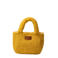 Adorable mini trousse de toilette de voyage en fausse fourrure de peluche, pochette souple et polyvalente, design mignon et original, petit sac.