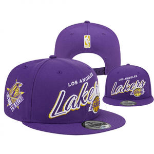 <span class=keywords><strong>Casquette</strong></span> unisexe sportive style urbain réglable en PVC avec broderie motif lettres et visière plate - Product Image 4