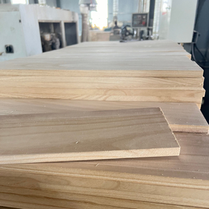 Chine usine en gros Taekwondo planche de bois 250*300mm briser planche de bois Paulownia pour compétition sportive - Product Image 1