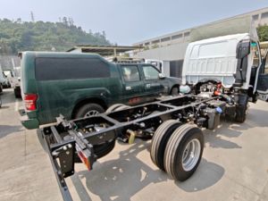 2025 nóng bán qingling <span class=keywords><strong>Isuzu</strong></span> Elf 100p khung gầm xe tải đơn <span class=keywords><strong>Cab</strong></span> 4x2 130hp 4Kb1-tcg60 động cơ xe tải 2 tấn tải công suất - Product Image 4
