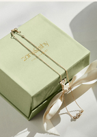 Boîte à bijoux rigide de haute qualité fabriquée en usine, avec ruban, boîte à bijoux de luxe, boîtes cadeaux personnalisées avec logo