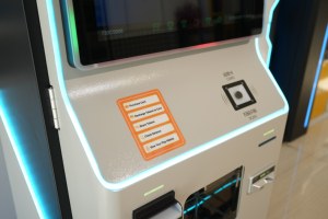 Quiosco Multifuncional de Autoservicio para Monedas/Tarjetas, Máquina de Cambio de Monedas para Negocios de Juegos de Arcade, Centro de Entretenimiento Familiar - Product Image 6