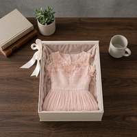 Boîte d'expédition magnétique de luxe à couvercle rabattable, écologique, pour robes de soirée pour femmes, doublée de velours, emballage haut de gamme, vernis sélectif UV