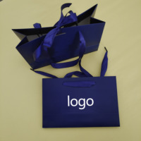 Özel baskı Logo sadık mavi alışveriş çantası ambalaj giysileri hediyeler Tote karton kağıt torba ile şerit kolu