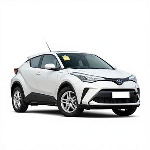 รถยนต์<span class=keywords><strong>มือ</strong></span><span class=keywords><strong>สอง</strong></span> SUV รุ่น <span class=keywords><strong>C</strong></span> H R 2.0L CVT LUXURY พร้อมหลังคาซันรูฟ กำลัง 126 กิโลวัตต์ พร้อมถุงลมนิรภัย เบาะหนัง ไฟหน้า LED ระบบควบคุมความเร็วอัตโนมัติ ประหยัดน้ำมัน พวงมาลัยซ้าย - Product Image 4